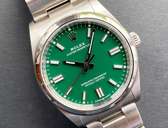 2021 Oyster perpetual 126000 Green Full Set